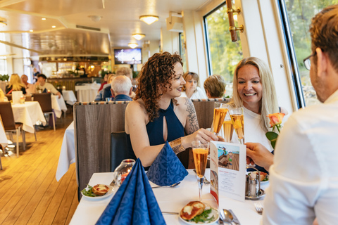 Vienne : Dîner-croisière à 3 platsVienne : croisière en soirée avec dîner 3 plats