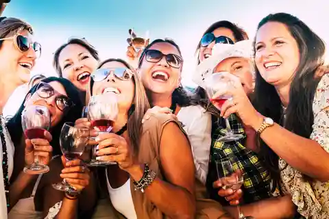 Valle del Cisne: Por la Tarde Cata de Vinos con Almuerzo