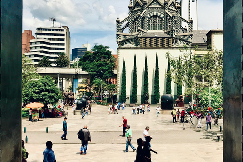 Medellín: Życie Treasure BOTERO w jego rodzinnym mieście