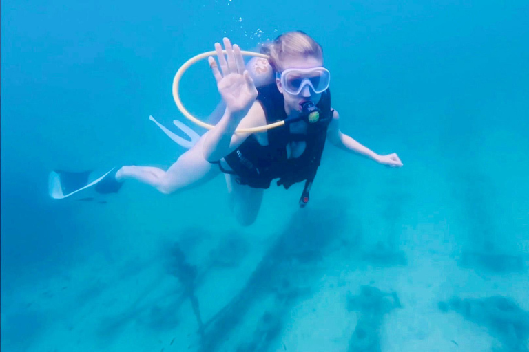 Pattaya: Premium Yacht Sunset Cruise to Koh Larn This program includes pickup from hotels in Pattaya city.