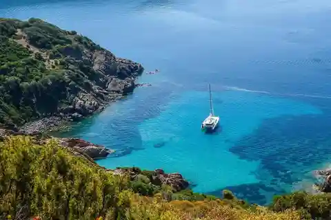 L'ile-rousse Corse : Tagesausflug mit dem Katamaran Désert des Agriates
