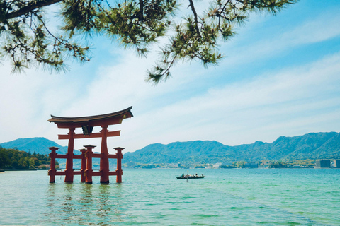 Depuis Osaka ou Kyoto : Excursion d&#039;une journée à Hiroshima et Miyajima