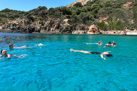 Ajaccio: Scandola - Girolata - Piana - Capo Rosso Tur