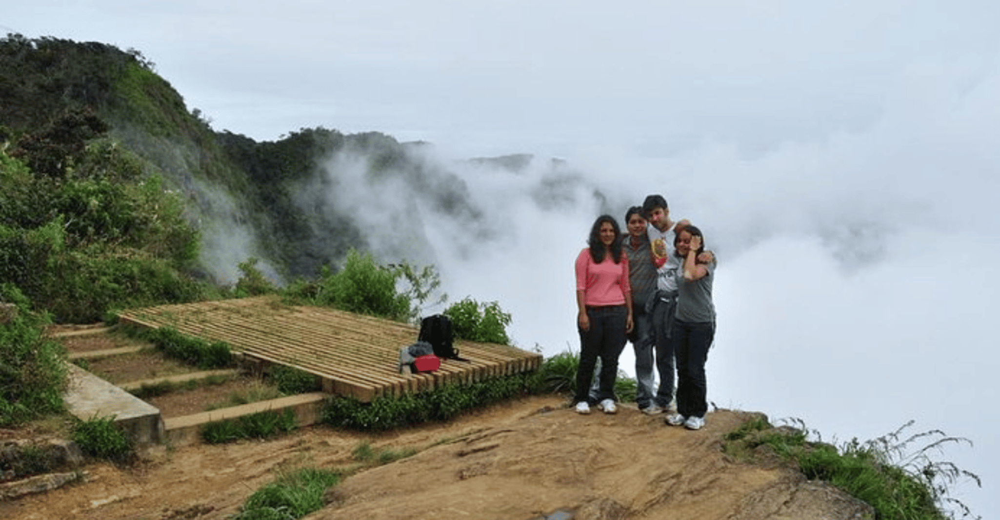 Comprehensive Excursion, Horton Plains and Pedro Tea Factory - Housity