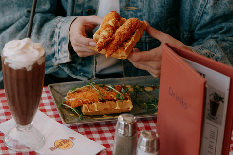 Krakow: Hard Rock Cafe Breakfast