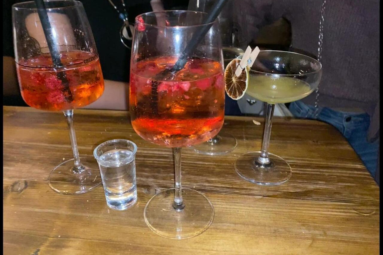 Nuremberg: Guided Bar Tour with shots &amp; Snacks