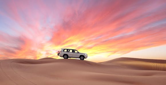 Doha: Desert Safari, Sandboarding, Dune Bashing & Inland Sea