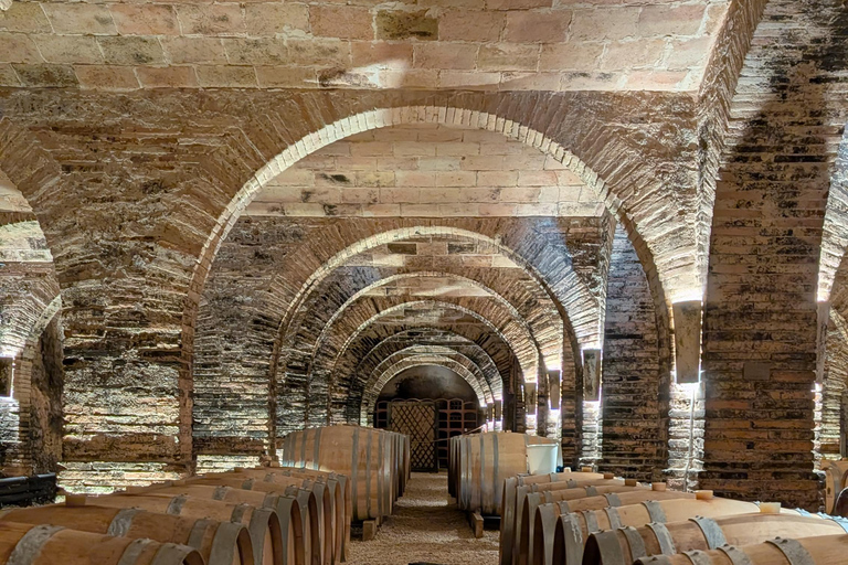 Discover Château de Saurs: guided visit & tasting straight from the barrel Discover Château de Saurs: Guided Visit & Barrel Tasting
