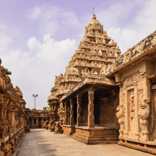 From Chennai: Kanchipuram Temples and Textiles Private Tour