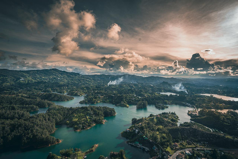 From Medellín: Guatapé and San Rafael 2-Day Adventure