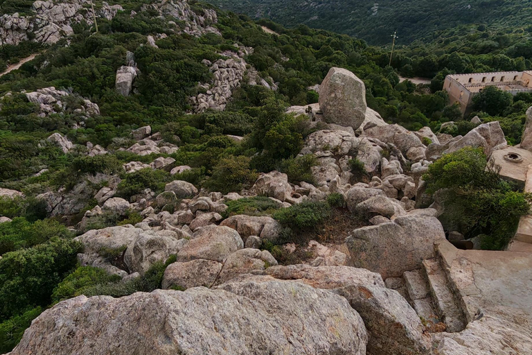 Costa Smeralda: Quad tour with views, the sea and adrenaline. Basic Quad Tour (2 people per quad)