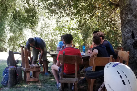 Bariloche: 4-hour e-bike ride Bariloche: 4-hour ebike ride