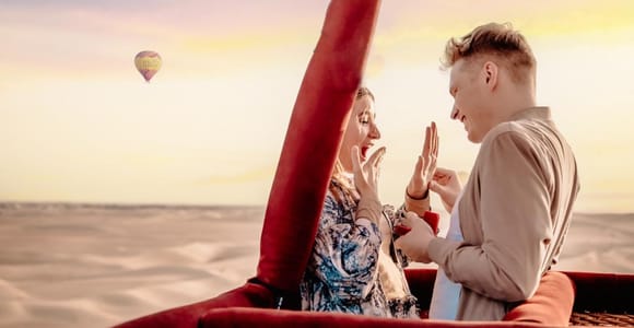 Dubai: Private Hot Air Balloon Ride