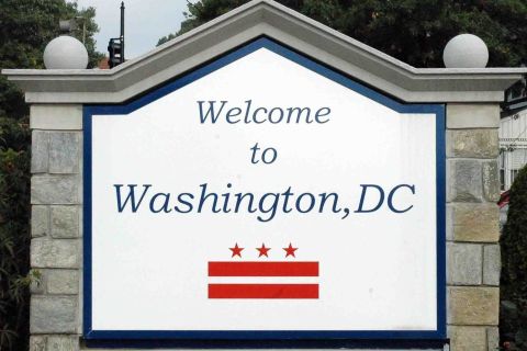 From NYC: Guided Day Trip to Washington DC by Van or Bus