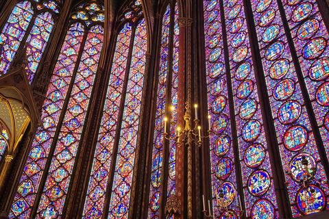 Paris: Notre Dame &amp; Ile de la Cité Tour with Sainte ChapelleItalian Tour of Ile de la cite with Sainte Chapelle tickets