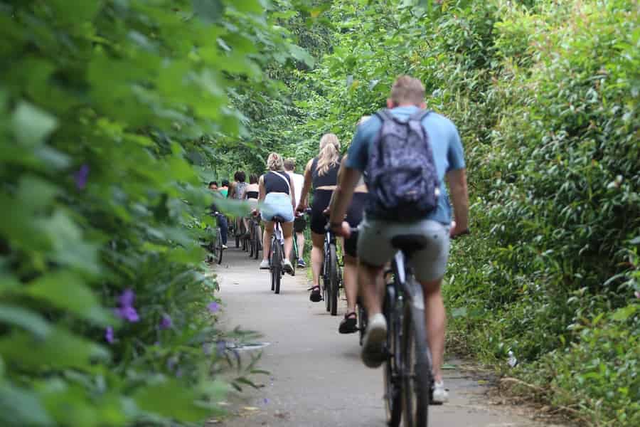 Hanoi: Fahrradtour durch versteckte Juwelen und die Bananeninsel. Foto: GetYourGuide Hanoi: Fahrradtour durch versteckte Juwelen und die Bananeninsel. Foto: GetYourGuide