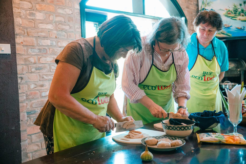 Hue: miasto cesarskie, lekcje gotowania, wycieczka do lagunyHue: Miasto Cesarskie, Kurs Gotowania, Wycieczka do Laguny