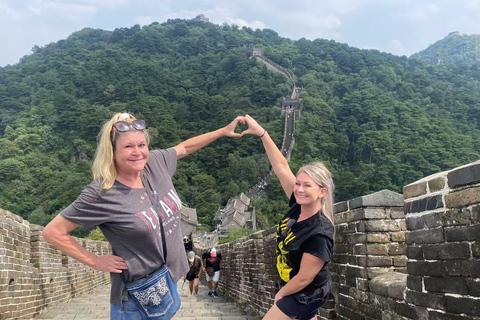 All-Inclusive Tour: Tiananmen SQ, Forbidden City, Great Wall VIP Private All-inclusive Option