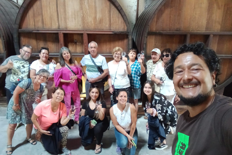 Valparaíso Fantastic Tour : Culture, history, art and color!