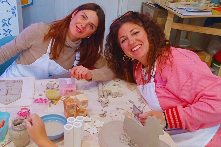 Naples: Ceramic Workshop with Decoration and Aperitif