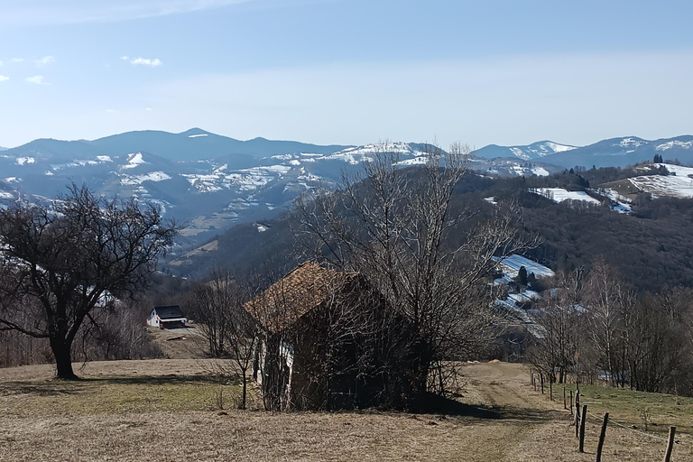 Brașov: Hidden Mountain Villages Guided Walking Tour