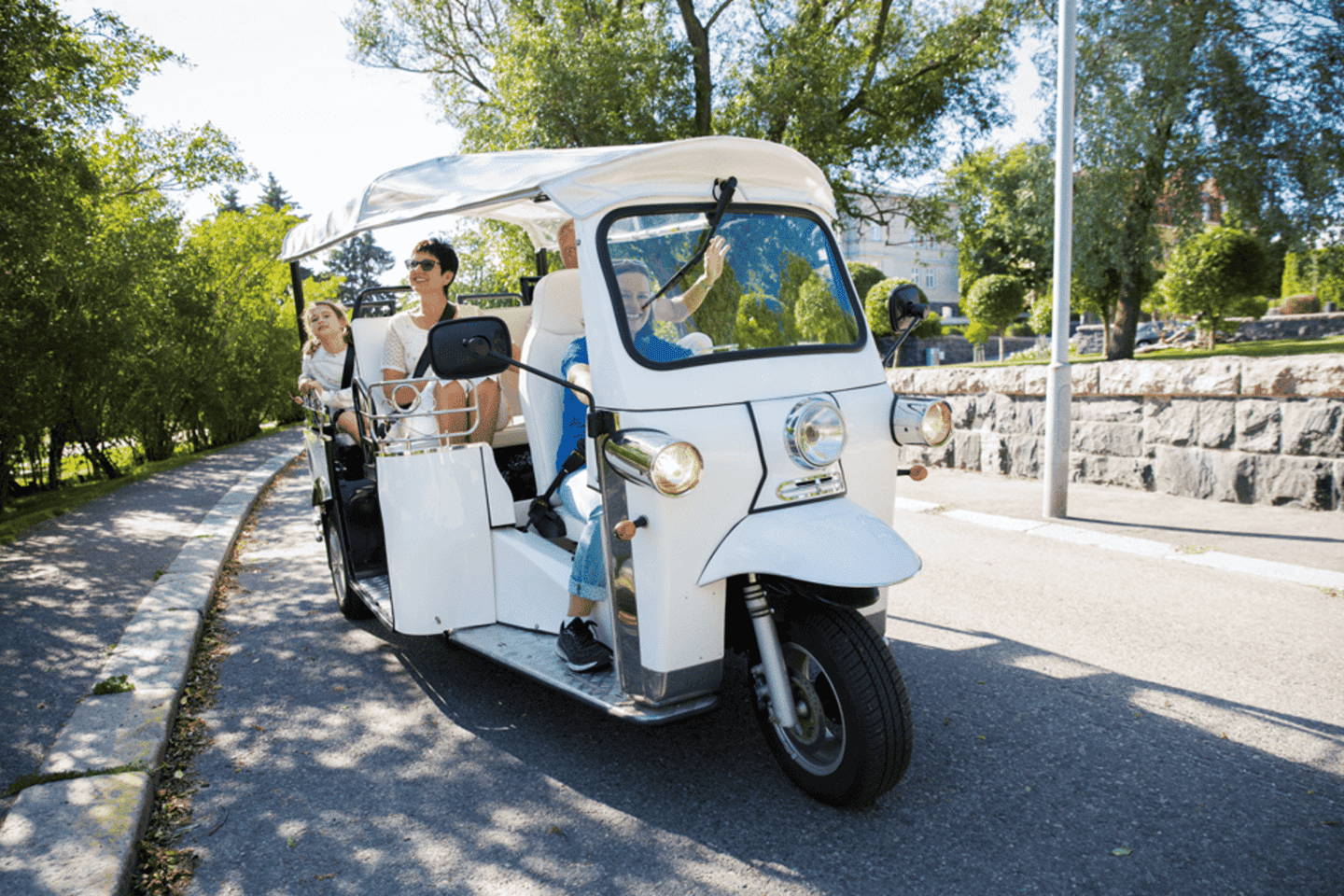 Rome: City Highlights Golf Car Tour