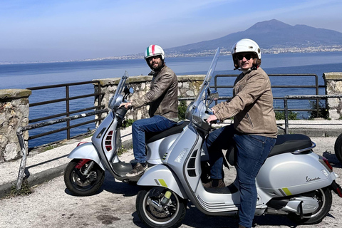 Sorrento Coast: Discover Hidden Gems by Vespa with a Buddy