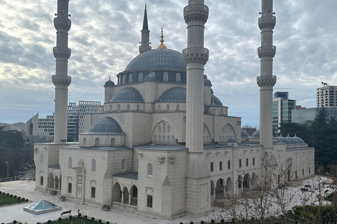 Tirana : Visite à pied des attractions du centre historique