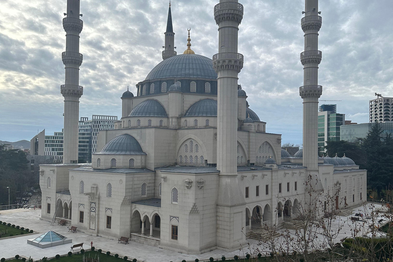 Tirana: Wandeltour langs bezienswaardigheden in het historische centrum