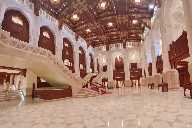 Muscat 3-Hour City Tour: Visit Mosque, Opera & Mutrah Souq