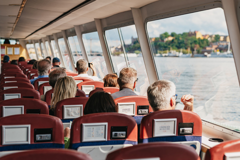 Stockholm: rondvaart onder de bruggen door