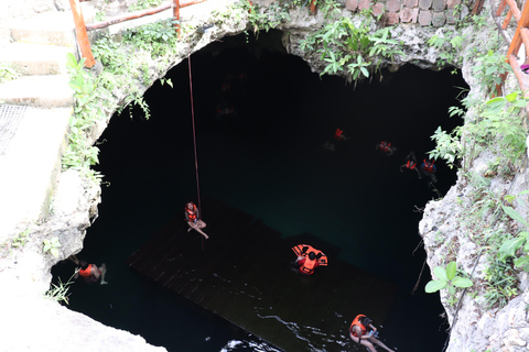 De Cancún: Passeio de quadriciclo, tirolesa e cenote com transporte