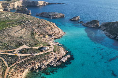 Sliema: Excursión en lancha motora por la Laguna Azul de Comino con las Cuevas de Comino