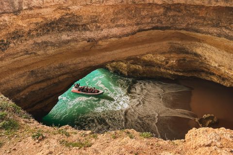 Albufeira: Aventura na gruta de Benagil, Algar Seco e muito mais
