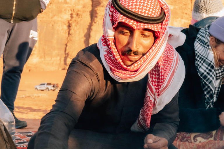 Wadi Rum, Jordanien: 4x4 ökenrundtur med matlagningskurs för beduiner