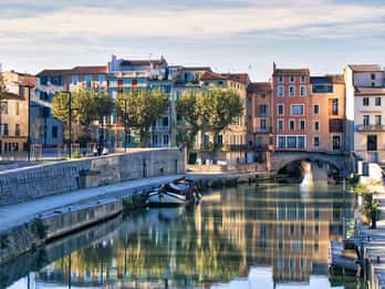 Narbonne: Express Walk with a Local