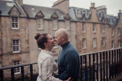 Edinburgh: professionele fotoshoot voor romantische koppels