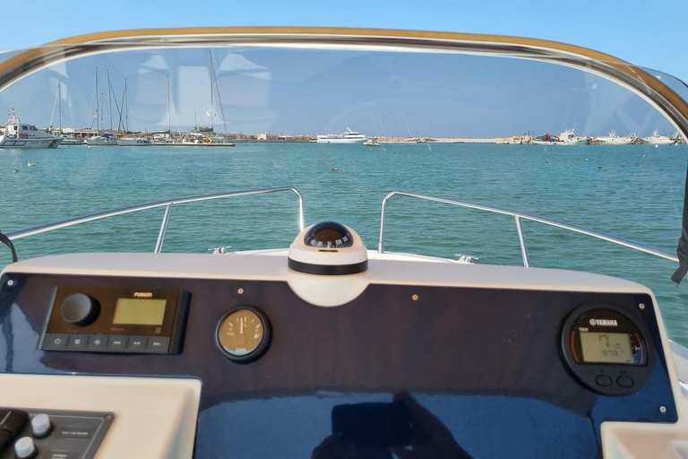Vieste: South Coast Boat Excursion with a Swim Stop Vieste: South coast boat excursion with swim stop