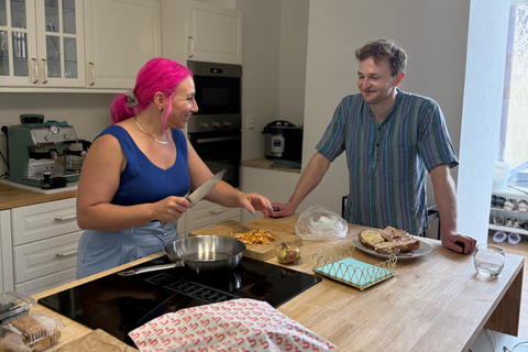 Prague: Farmers Market and Brunch Class with Celebrity Chef