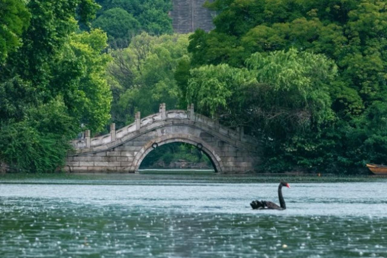 Linhai: Free Guided Tour Great Wall Climb & Old Street Walk
