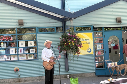 Vancouver: Granville Island Public Market Food Tour