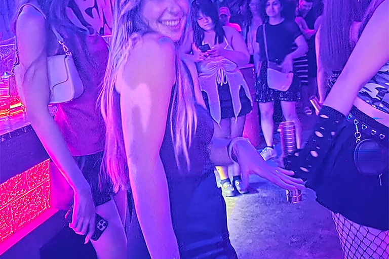 Bangkok Party Animal: Pub Crawl + Club Entry Included