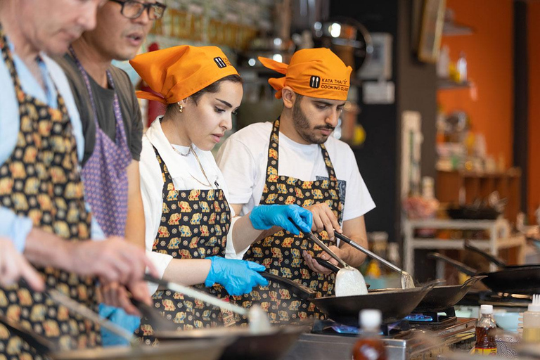 Phuket: Halbtägiger authentischer Thai-Kochkurs &amp; MarkttourMittagsunterricht (keine Markttour)