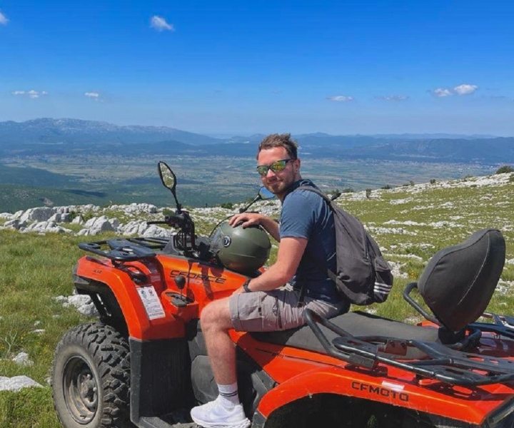 Au départ de Split : Excursion familiale en quad dans les montagnes