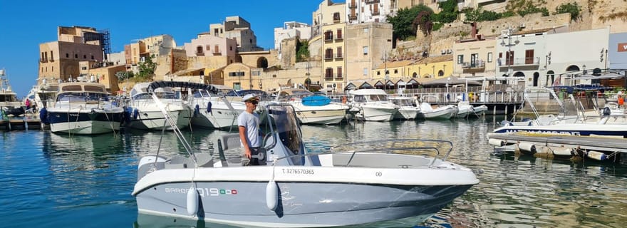 Castellammare del Golfo : Location de bateau demi-journée en octobre