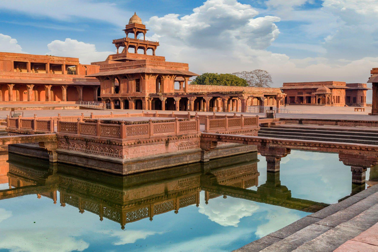 De Délhi: passeio de trem pelo Taj Mahal, Agra e safári de pássarosCarro particular com ar-condicionado, trem, guia, taxas de entrada e hotel 5 estrelas