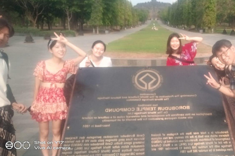 Excursão ao Templo de Borobudur e ao Templo de Prambanan, saindo de Jogjakarta...