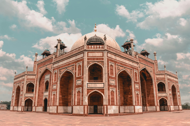 Delhi: Humayun’s Tomb & Museum Tour By Private Car Delhi: Humayun’s Tomb & Museum Tour By Private Car