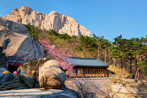 Seoraksan Hiking: Ulsanbawi, Biryong Falls & Finisher Gift B) Hiking Only Shared Tour, Meet at Mt. Seorak