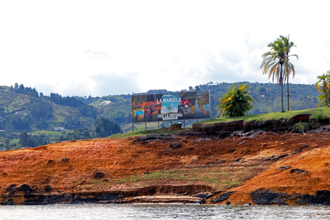 Tour di un giorno intero a Guatapé Piedra del Peñol da Medellin